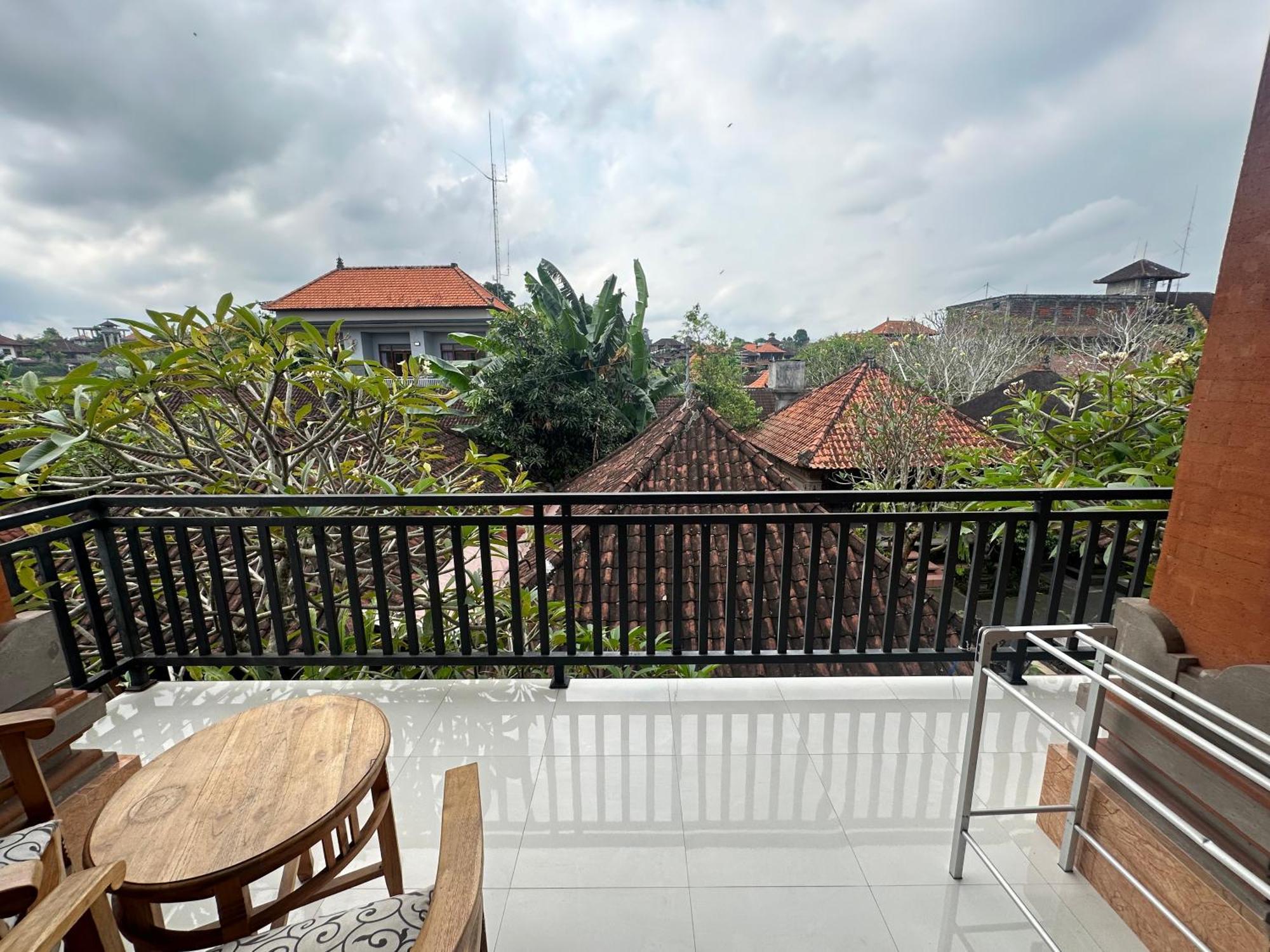 Naeera Guest House Убуд Экстерьер фото